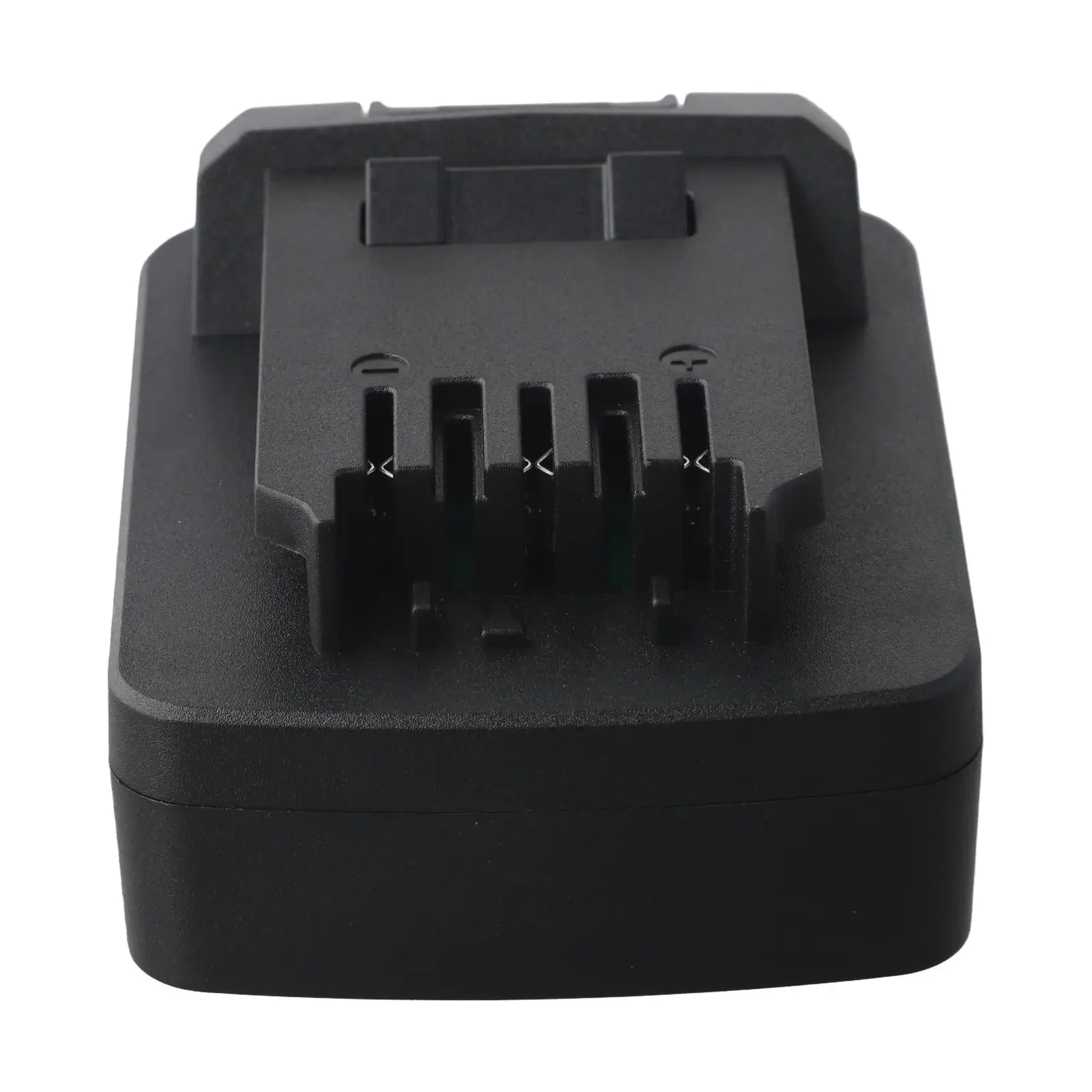 

For Power Tools 18V To 20V Battery Adapter DCB200 Battery Converter 18V/20V Voltage Black Color High Power Applications