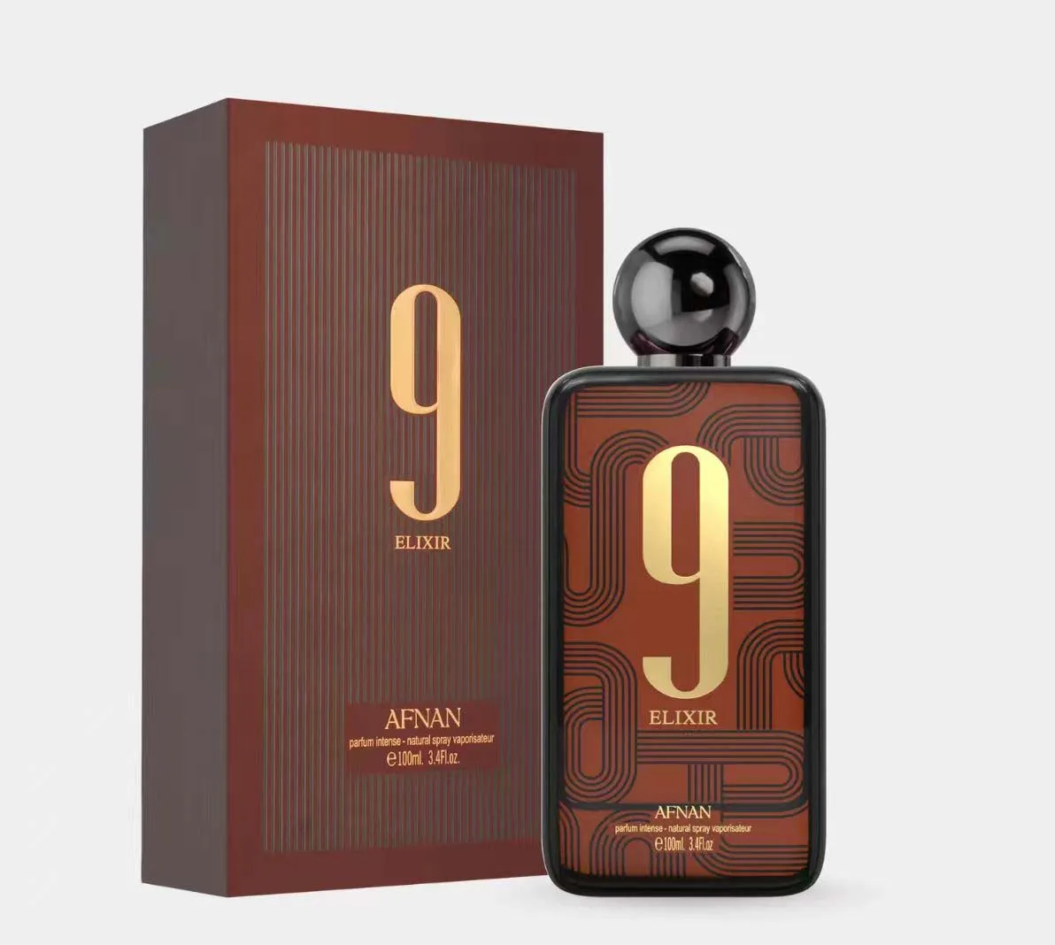 

9 Intense Men's Fragrance: Modern Gold Accent Design, Long-Lasting Scent