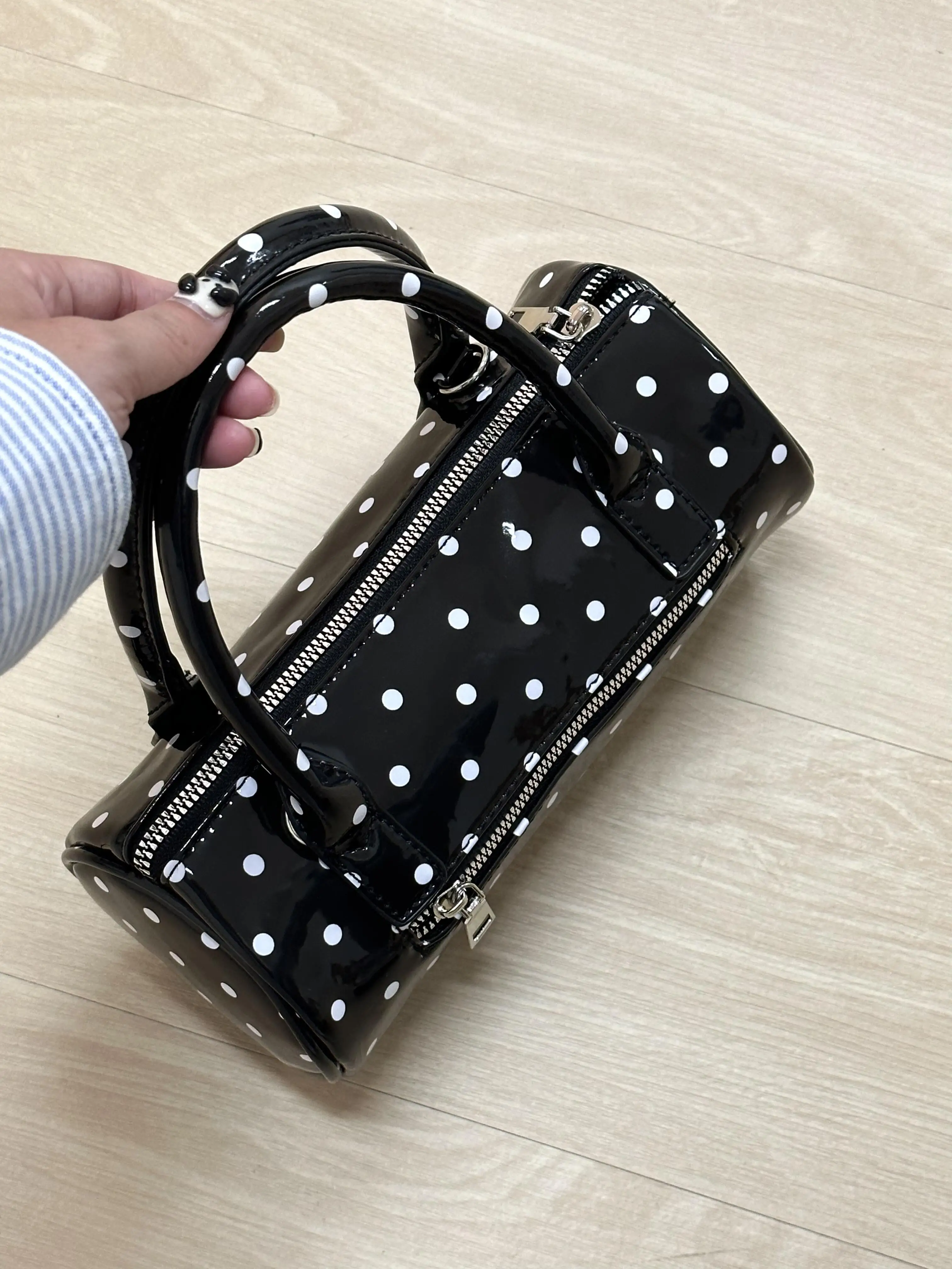 Miyagawa Korean Niche Polka Dot Hand-held Cylindrical Bag New Versatile Spicy Girl Single Shoulder Crossbody Commuting Handbag