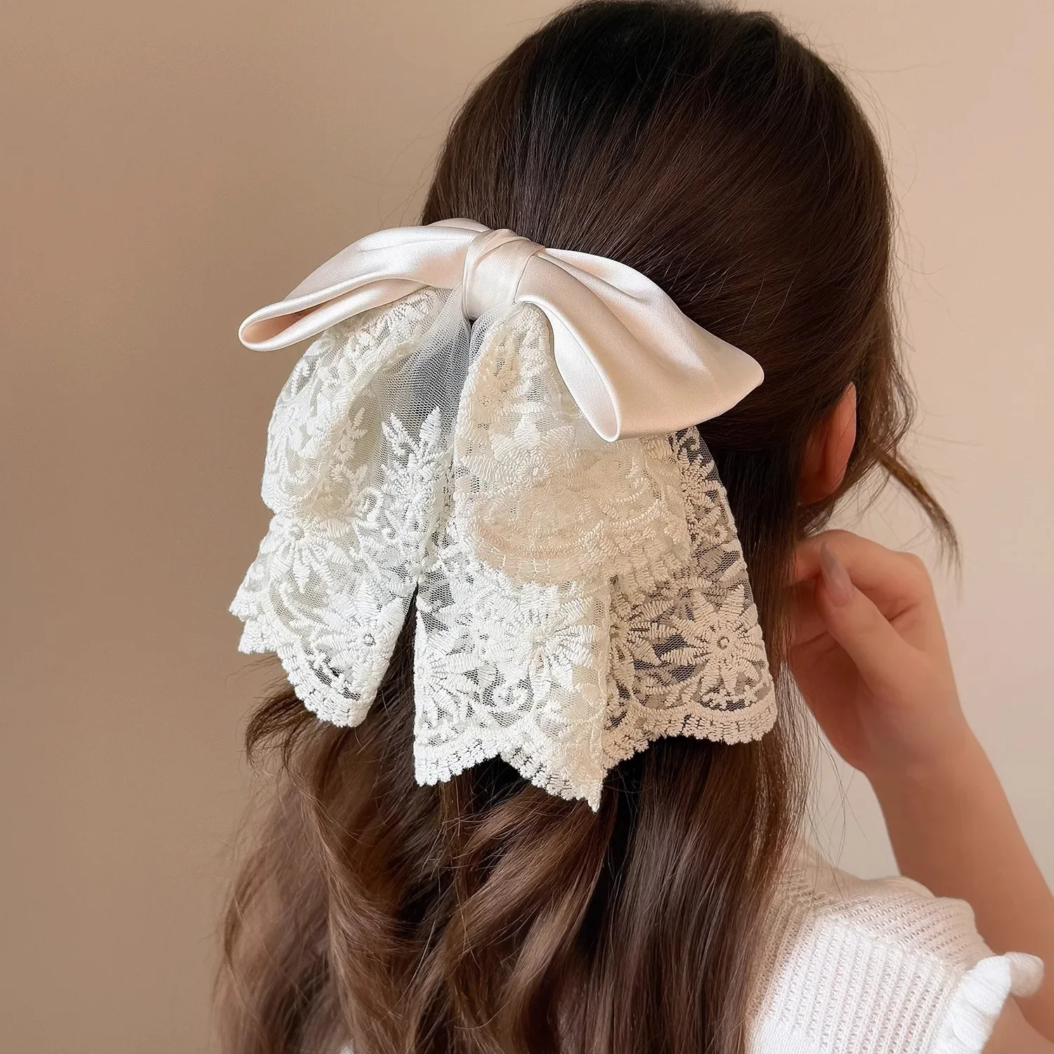 

Vintage French-style embroidered mesh satin bow hair clip, women's back-of-the-head ponytail clip hair accessory