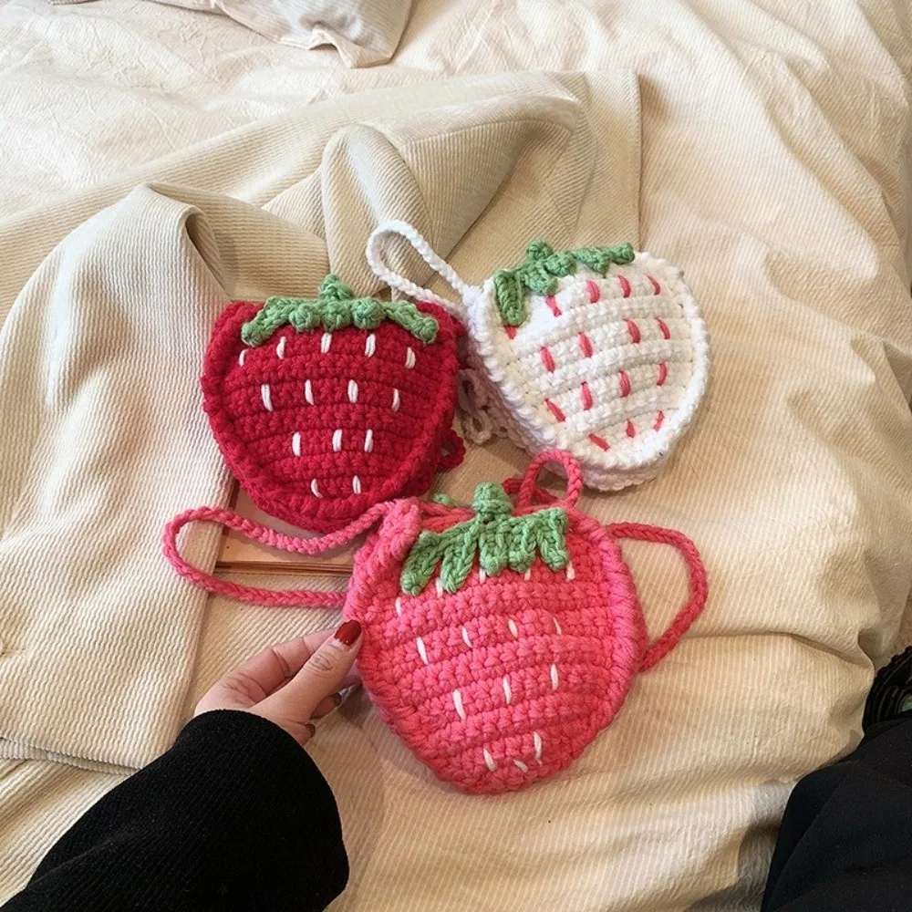 Cute Handmade Strawberry Crossbody Bag Two-Tone Woven Design Mini Shoulder Bag Mini Size Crochet Yarn Patchwork Bag for Women