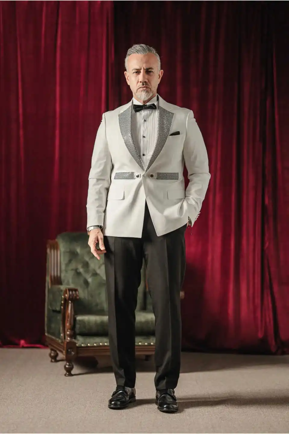Gorgeous Wedding Tuxedos Beaded 2 Piece Set Jacket Pant Men Suit Notched Lapel Single Breasted Groom Business Blazers Customized