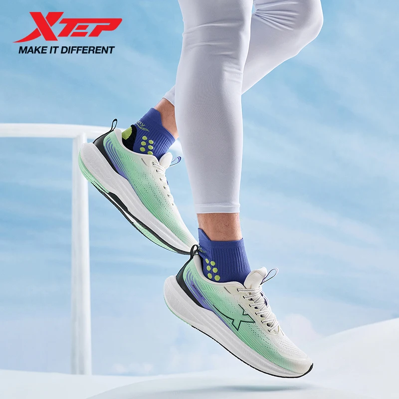 

Мужские кроссовки Xtep Engine 2,0 LITE, удобные амортизирующие износостойкие дышащие кроссовки 976319110016