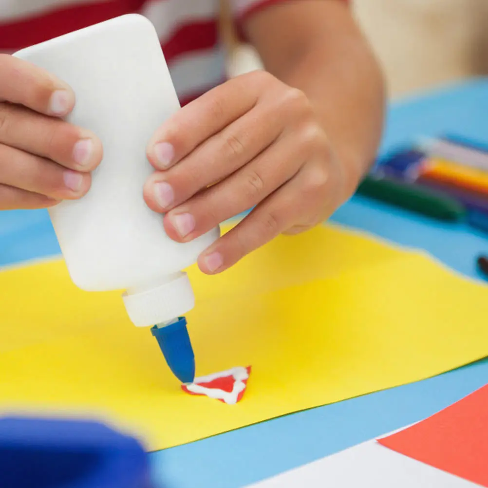 Tappi per bottiglie di colla per ciglia da 50 pezzi Ugello di ricambio Punta in plastica Tappo per bottiglia per innesto Uso del salone Forniture per saloni di bellezza