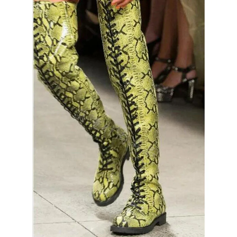 Più nuovo sopra il ginocchio pelle di serpente donna stivali in pelle di pitone Camouflage Flat Botas Zapatos Mujer Lace Up Lady stivali alla coscia
