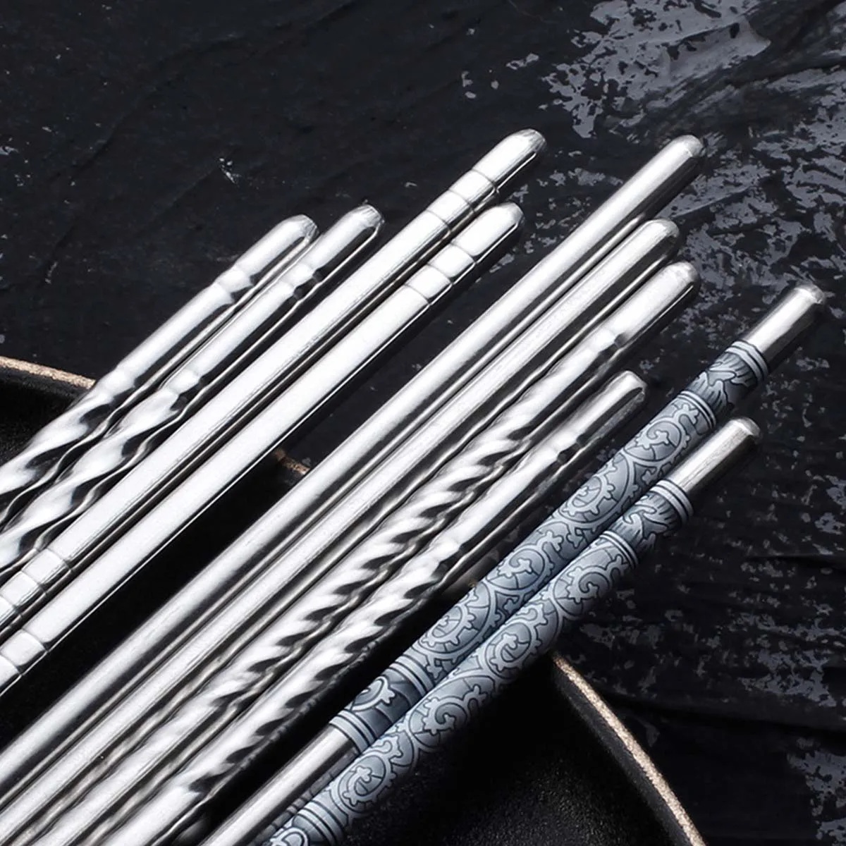 5Pairs Stainless Steel Chopstick Set Non slip Sushi Chopsticks, Chinese Korean Japanese Food Chopsticks, Camping Chopsticks