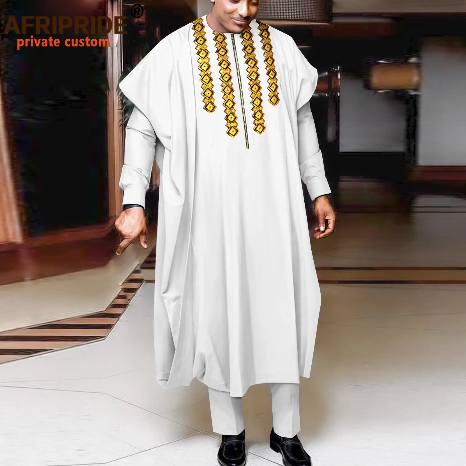 African Suits for Men Embroidery Agbada Robe Shirts and Pants Set Formal Outfits for Wedding Zip Jacket African Robes A2316038