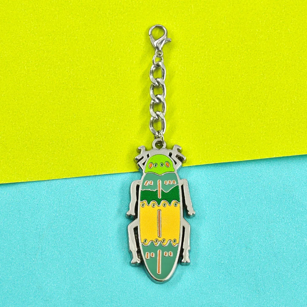 Niedlicher bunter Käfer-Emaille-Schlüsselanhänger, Vintage-Insekten-Charm-Anhänger mit Karabinerhaken, Taschenzubehör, Cartoon-Tier-Schlüsselring – Detail 11