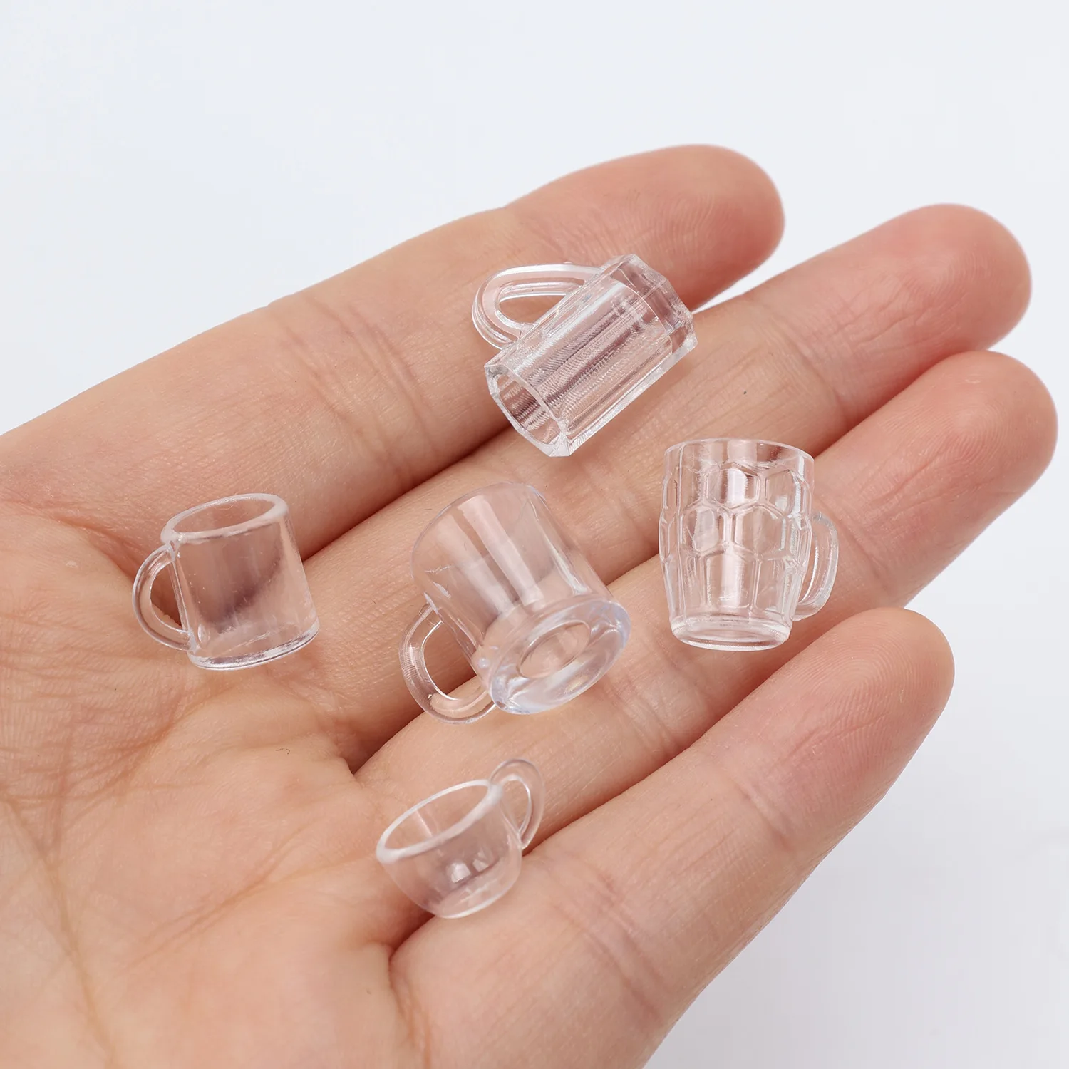 

20pcs Mini Beer Cup Empty Coffee Cup Drink Model DIY Simulation Dollhouse Miniature Cups Scene Doll Accessories Home Decor
