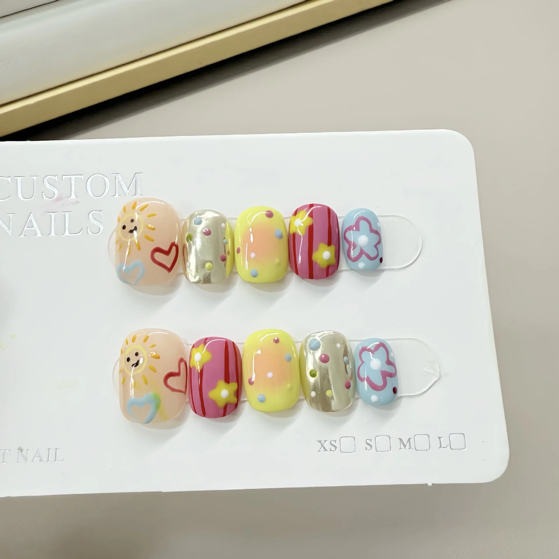 10pcs Sunflower Handmade Nails Colorful Polka Dots and Stars Press on Nail Short Oval Fake Nail for Women&Girl False Nail Art