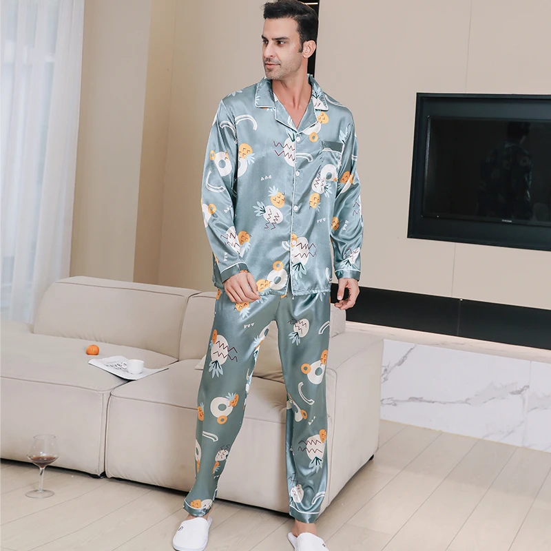 Men\'s pajamas long sleeves summer ice beautiful home clothes men\'s spring and autumn casual thin cardigan can wear out two suits