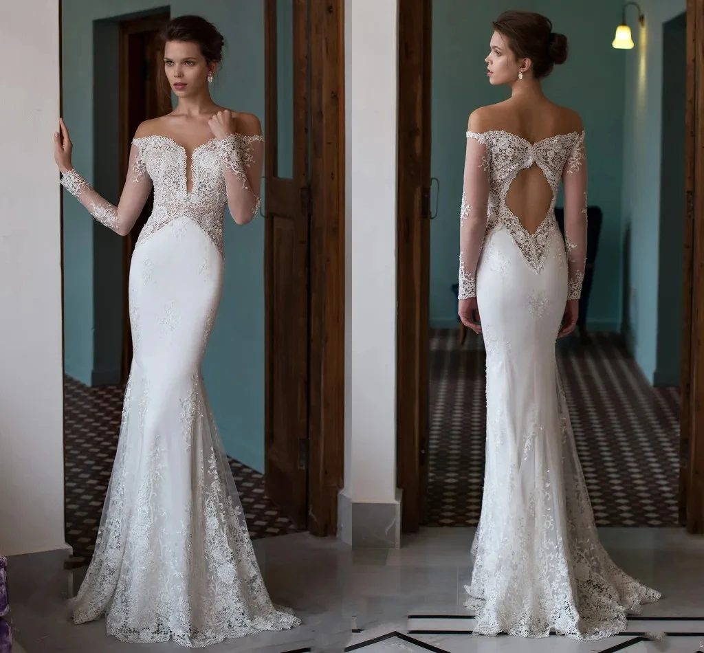 Sexy beach mermaid wedding dress Lace applique V-neck off-shoulder long sleeve sweep back Train auditorium outdoor wedding dress