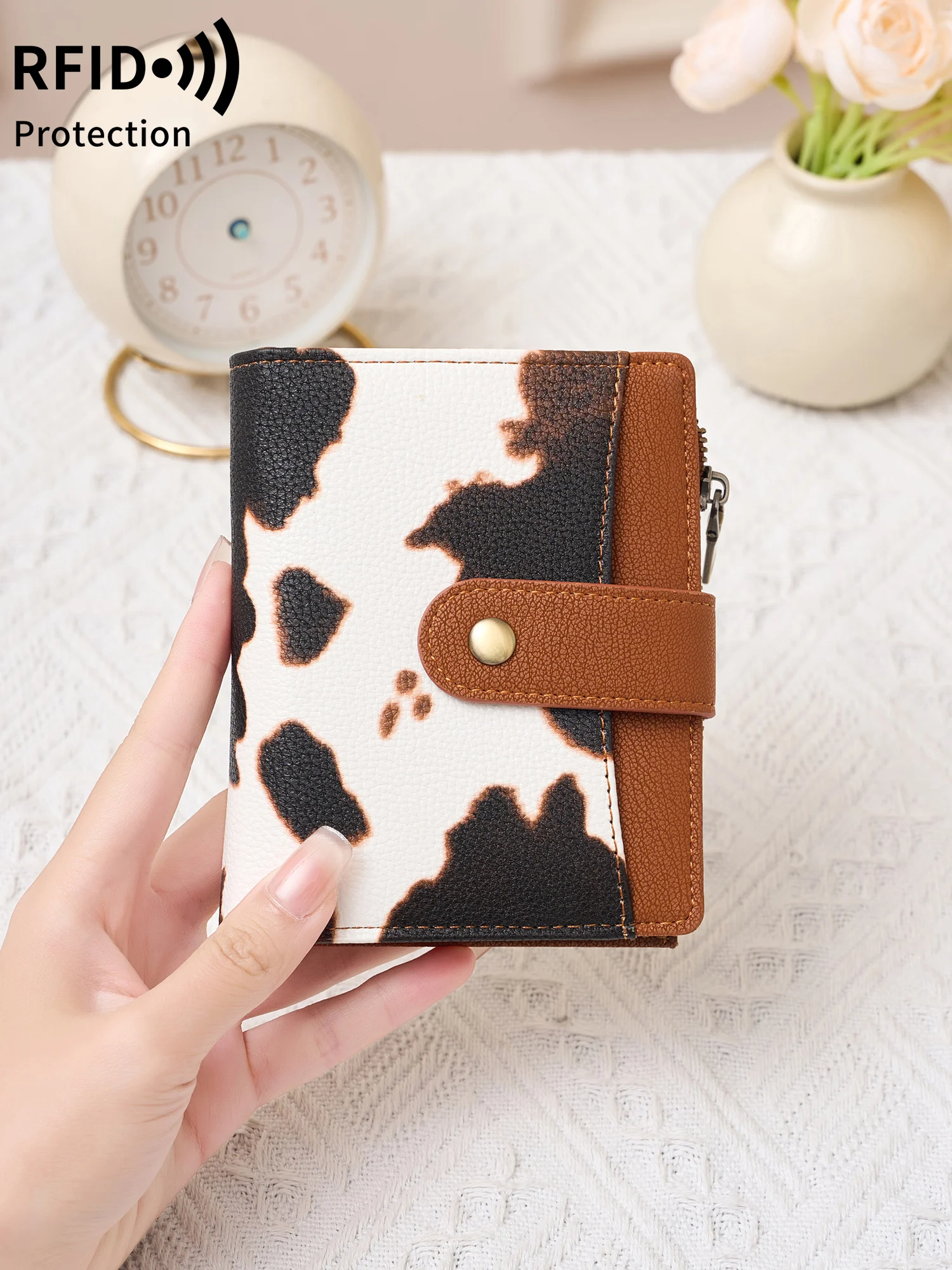 Women's RFID Shielded Compact Bifold Zipper Wallet High-Quality Leather Credit Card Holder Women's Coin Purse Clutch Bag with ID