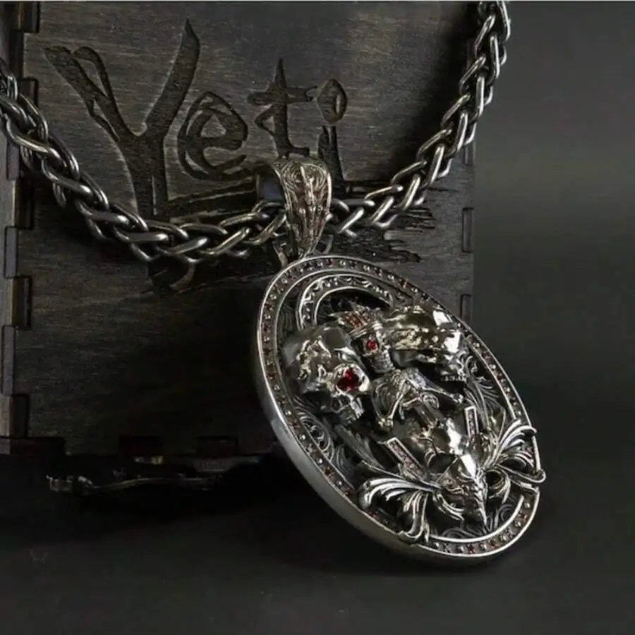 Vintage Gothic Crown Skull Pendant Necklace Rhinestone Inlaid Dark Three Demon Skeleton Thick Chain Street Punk Unisex Jewelry