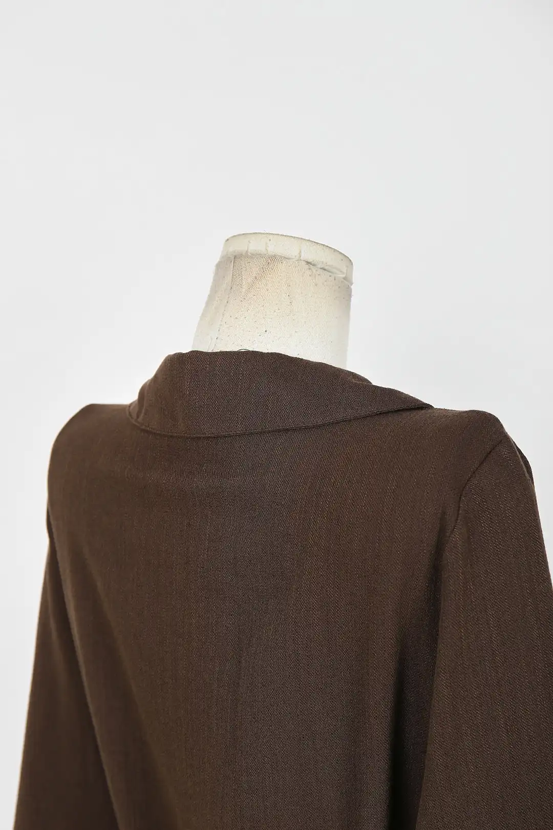 طقم بليزر نسائي عتيق وتنورة طويلة لربيع 2025 بدلة أنيقة للمكتب للسيدات باللون البني بأكمام طويلة ملابس رسمية عصرية