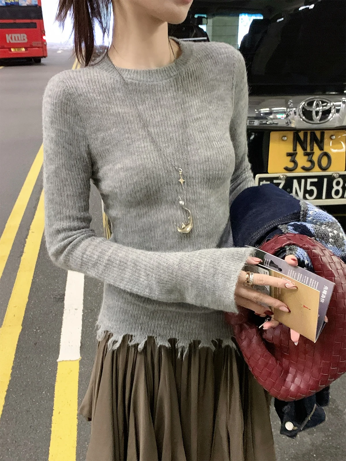 

Long Sleeve Cashmere Knitted Sweater Inner Wear Mouton Wool round Neck Pullover Korean Style Slim Fit Women's Fashion Winter Top