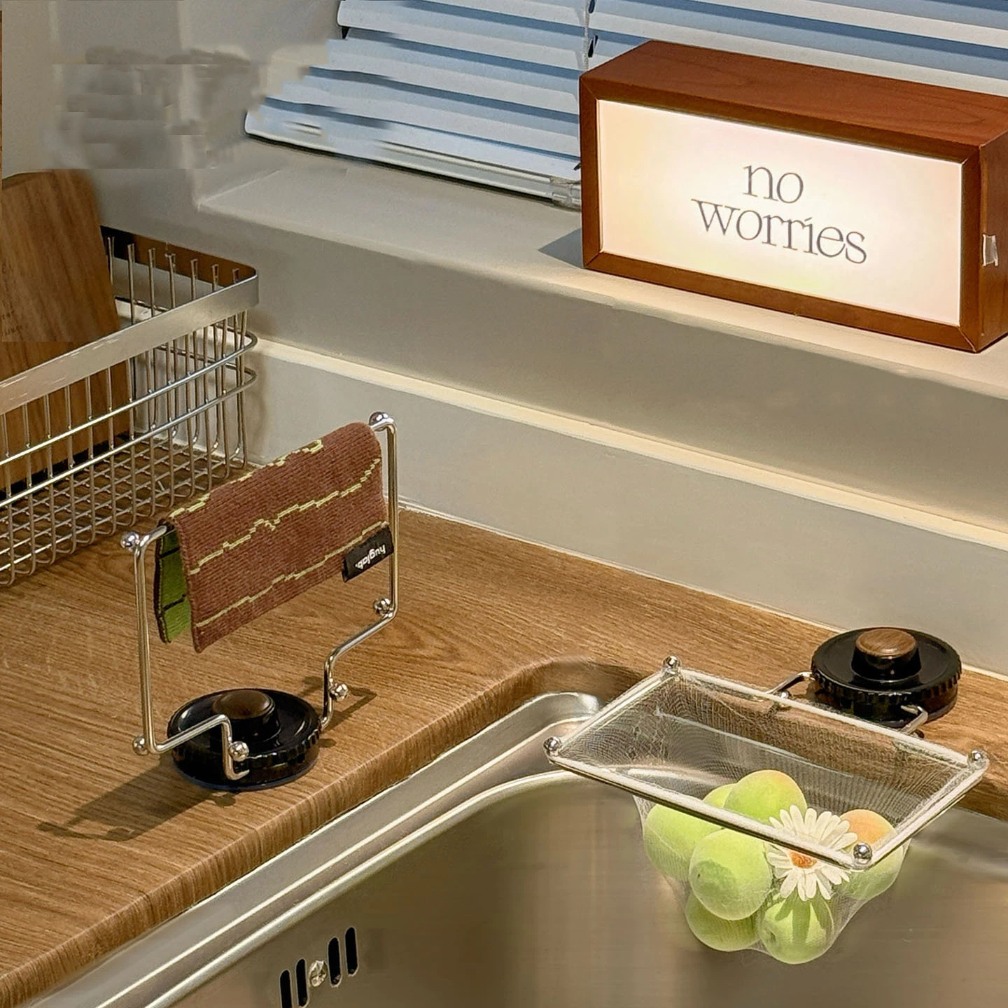 no-drill-suction-cup-sink-mesh-strainer-basket-detachable-washable-sink-filter-net-for-kitchen-food-residue-storage-drain-rack