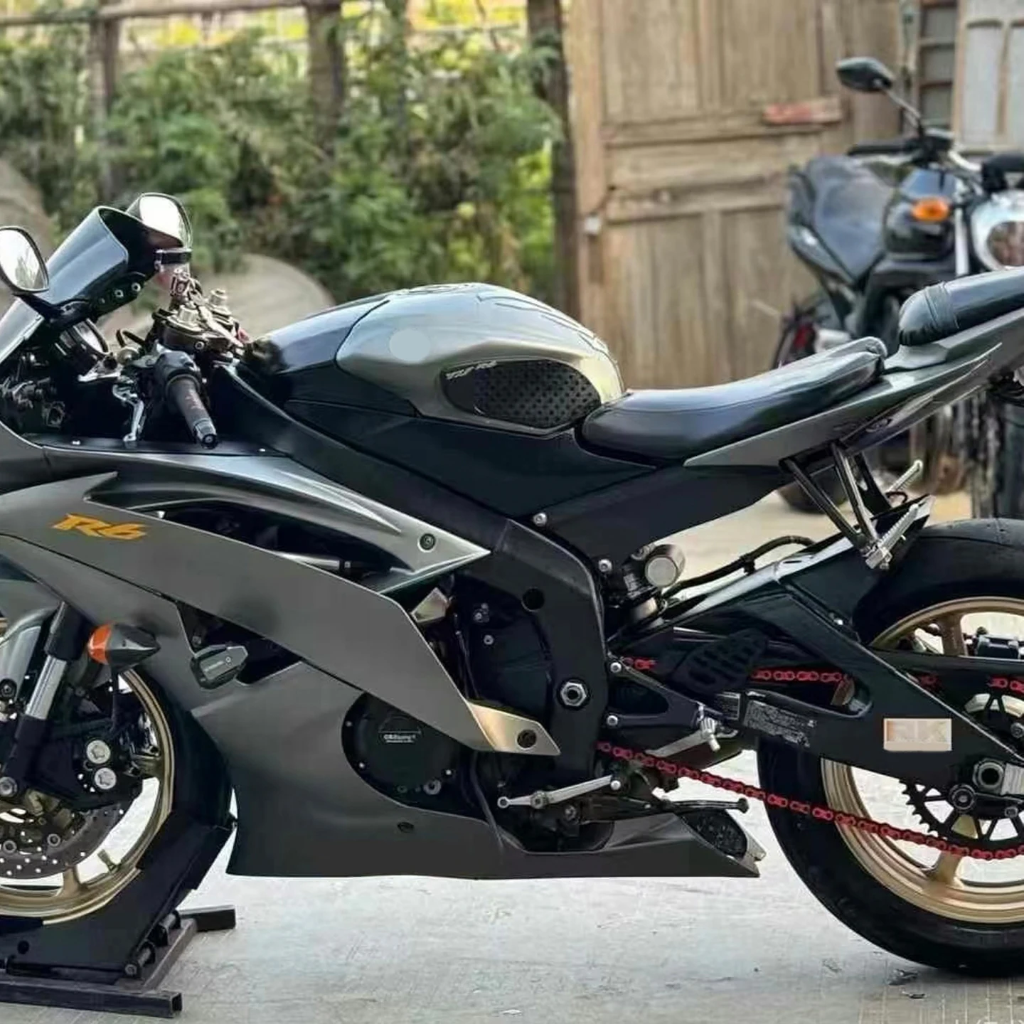 Motorcycle Accessories Suitable for Yamaha YZF R6 2008-2016 Models Motorcycle Rubber Tank Pads Anti-Slip Side Stickers Protectiv - view 3