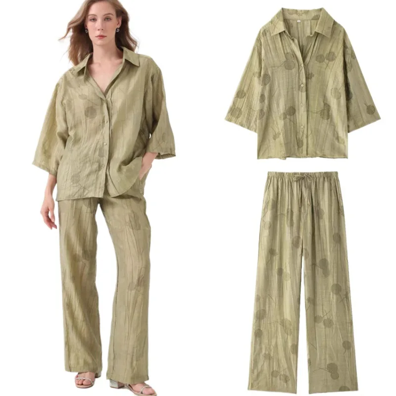 

Женский комплект 2026: Новая модная весенняя жаккардовая свободная рубашка и летние повседневные шикарные брюки с принтом для женщин