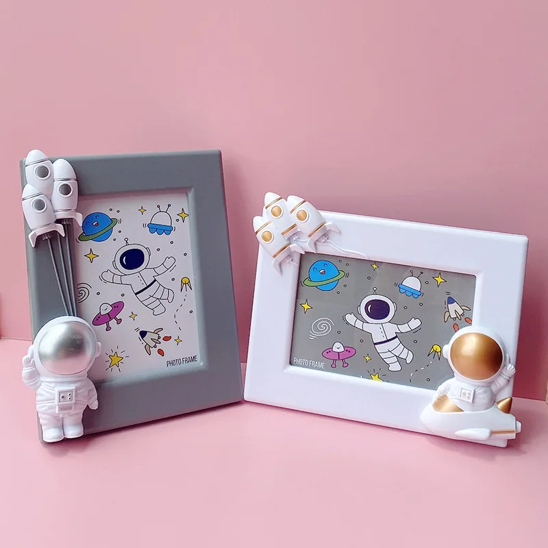 7 Inch Astronaut Children's Picture Frame Plastic Relief Horizontal Plate Vertical Plate Picture Frame Cartoon Children's Room D