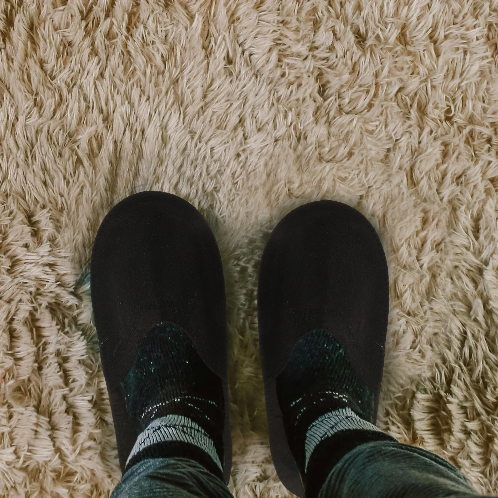 

1Pair Felt Slippers Nonslip Design Soft Comfortable Hotel Spa Guest Use Easy Slippers Felt Spa Supplies