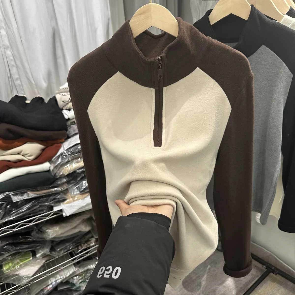 

Женская терморубашка больших размеров с длинным рукавом, утепленная, повседневная, из немецкого вельвета в рубчик, для осени и зимы