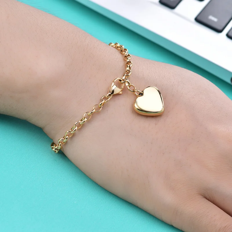 Gold-plated copper trendy simple fashion titanium steel heart bracelet for women, adjustable, can be laser engraved, wholesale