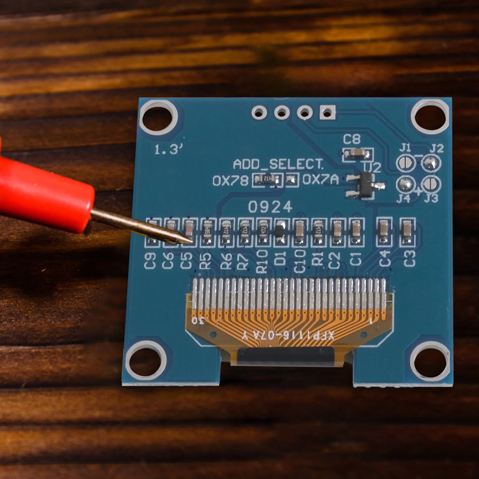 

Энергоэффективный 1 3-дюймовый модуль OLED-дисплея, совместимый с I2C, идеально подходит для проектов электроники
