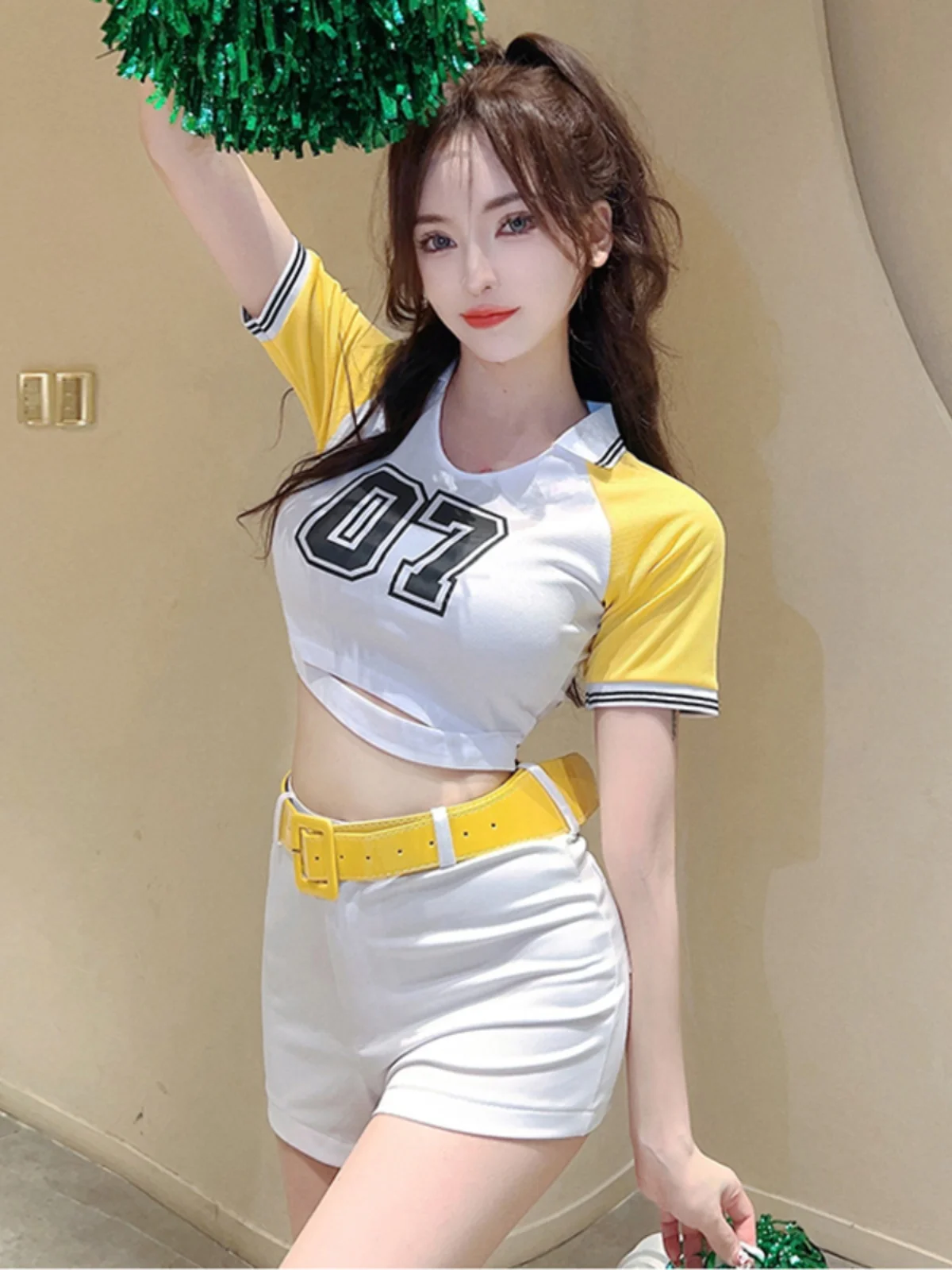 Sexy Fashion Football Cheerleading Performance Outfit Letter Print Slimming T-Shirt Shorts Set Short Style Belly Bearing