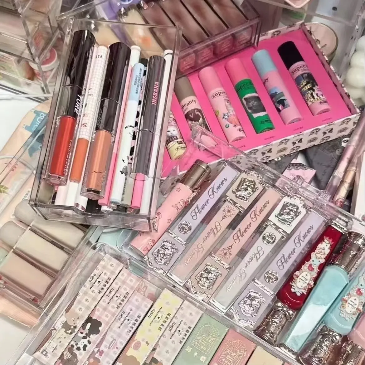 صندوق هدايا مستحضرات التجميل صندوق أعمى مكياج مفاجأة عشوائية صندوق أعمى سلسلة ماكياج هدية صندوق أعمى