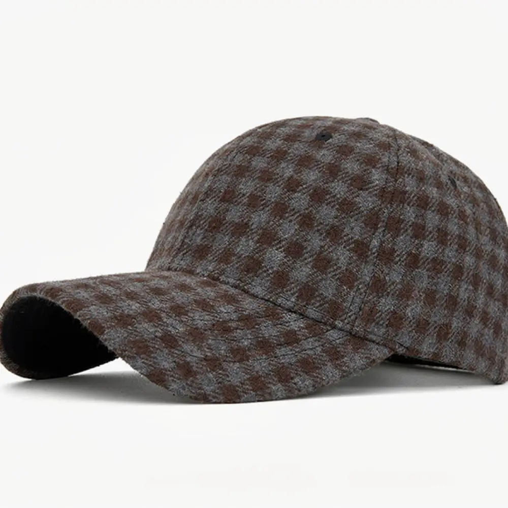 Fashion Plaid Baseball Cap Men Women Winter Warm Hat Adjustable Casual Cotton Sunshade Curved Brim Street Style Cap
