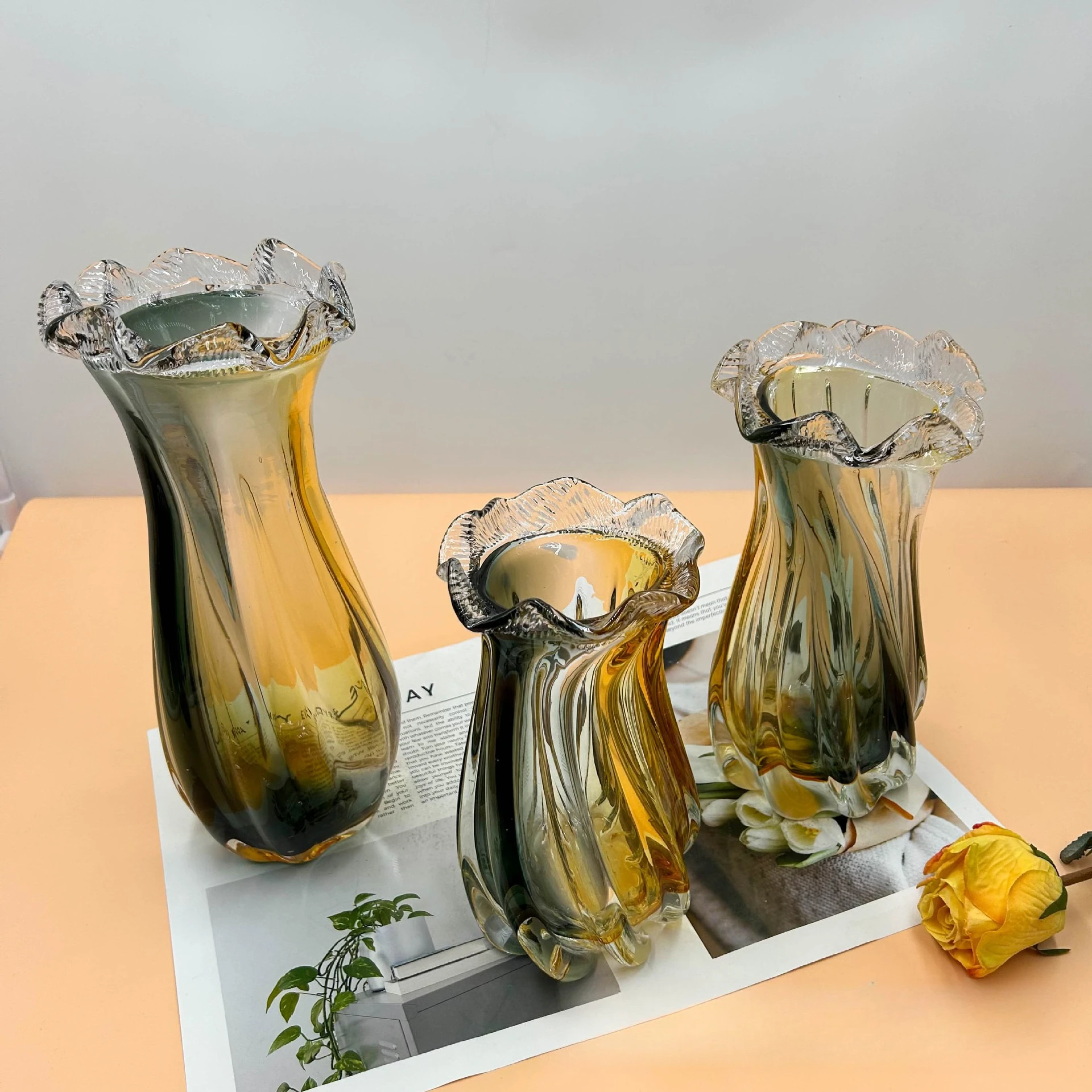 Modern simple spiral pattern glazed vase living room dining table creative flower arrangement ornament advanced decoration