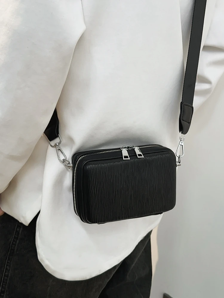 Bolso cruzado Simple y a la moda para hombre, bolso de hombro personalizado y moderno, estilo de pareja, Unisex, primavera 2024