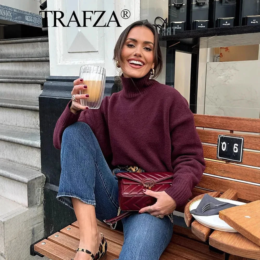 Рисунок 3 - Женский элегантный бордовый вязаный пуловер