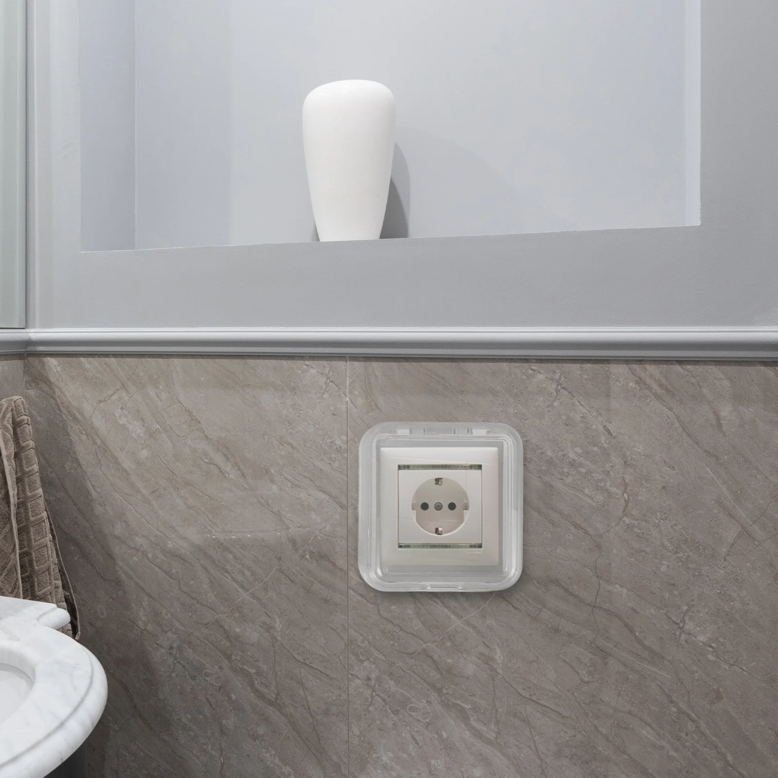 

2Pcs Waterproof Wall Outlet Cover Self-Adhesive Universal Switch Box for Home Bathrooms and Damp Environments Protection