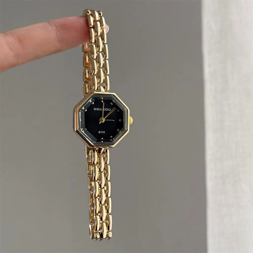 Vintage Polygon Dial Bracelet Watch Elegant Bracelet Strap Quartz Watch Minimalist Luxury Ladies Watch for Women