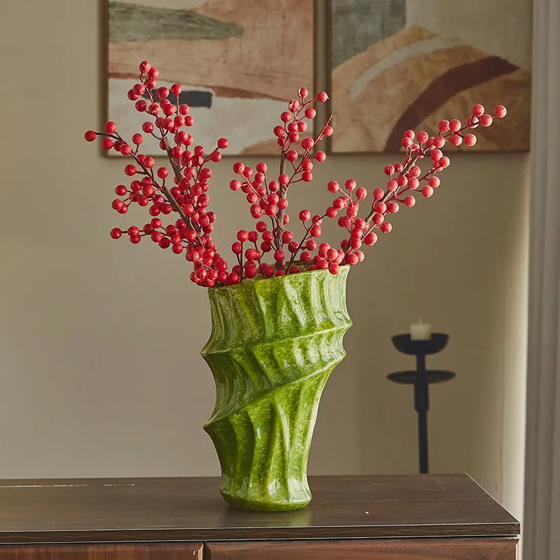 Light luxury high-end vase, dining table ornament, artistic sense, large-diameter creative hydroponic ceramic vase