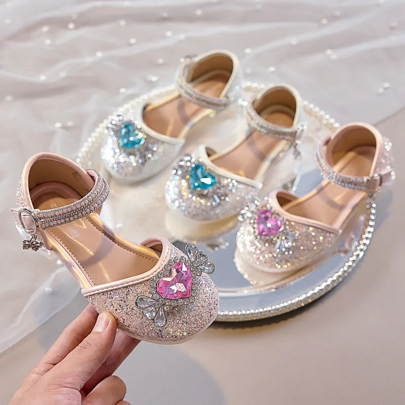 

Новые осенние туфли Мэри Джейн на низком каблуке для девочек, легкие нескользящие детские сандалии со стразами, простые универсальные туфли принцессы с блестками для девочек