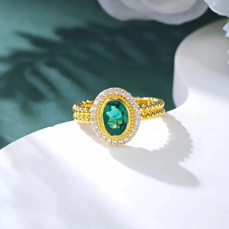 

Luxury 100% Real 18k Gold Women's Vintage Emerald Diamond Ring Oval Pigeon Egg Moissanite Ring