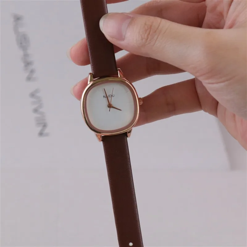 watch for women  Women\'s watches   Elegant Leather Strap Female Fashion Quart Charm Wristwatch  Women\'s wristwatch