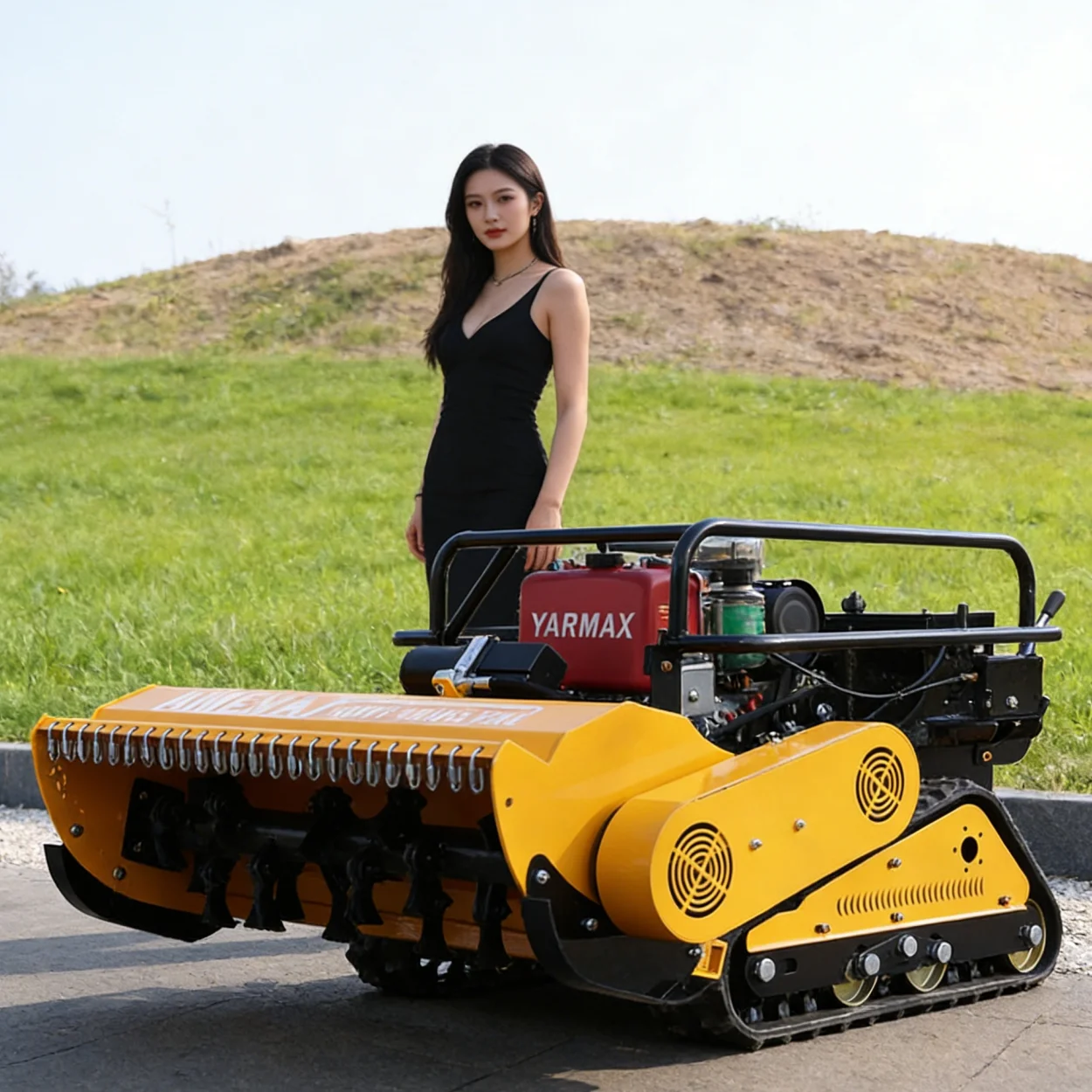 

Customized remote-controlled lawn mower with low fuel consumption, commercial and farm household flail robot lawn mower worker