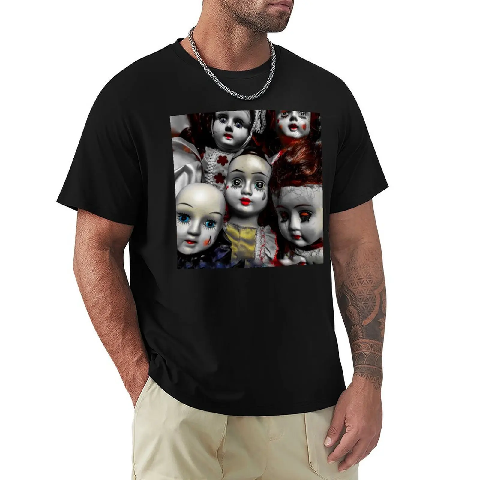 

Creepy Dolls T-Shirt Lightweight Casual Summer T-Shirt