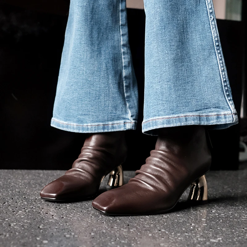 2024 stivaletti con tacco alto da donna con cerniera posteriore décolleté da ufficio caldi nuovi stivali corti con punta quadrata di base scarpe