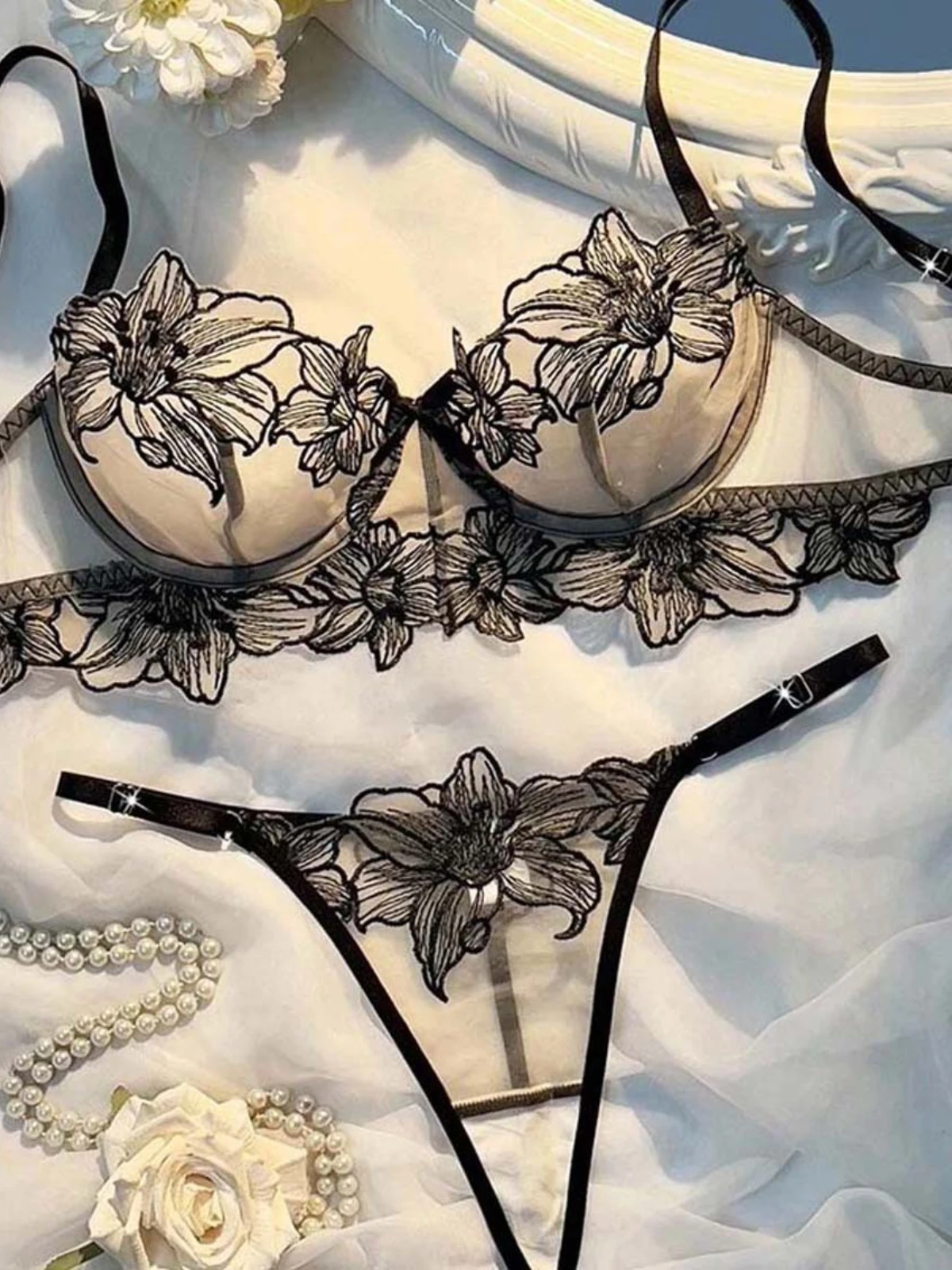 

SsTss 2025 New Lace Bra Set Sexy See Through Comfortable Push Up Bra Sheer Mesh Underwire Bralette Set Breathable Sexy Lingerie