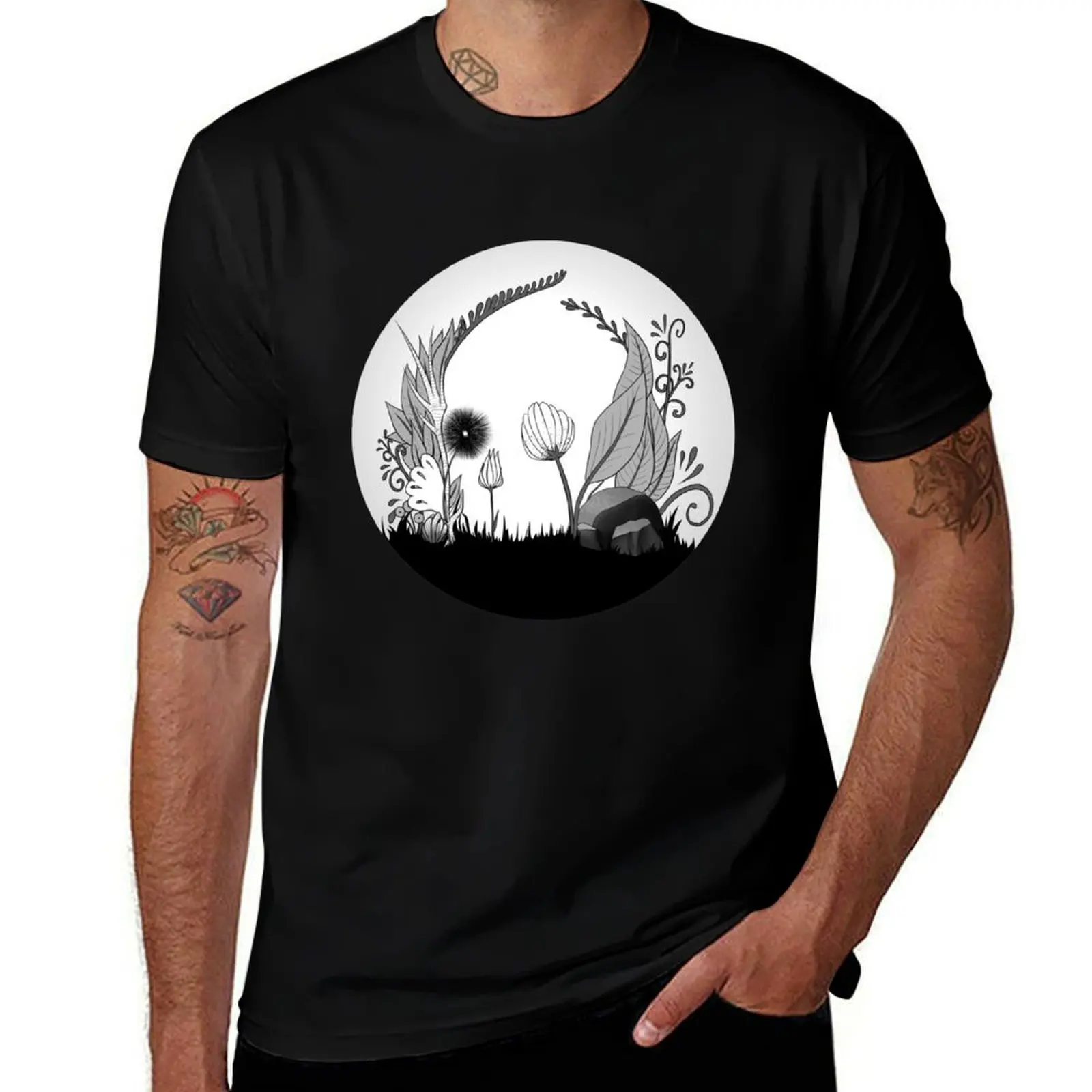 Skull composed of flowers illusion T-Shirt Plus Size Basic Cotton T-Shirt