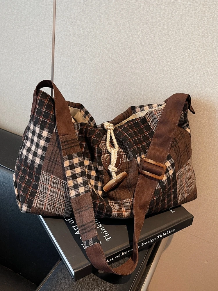 

Новинка 2025 года, клетчатая холщовая сумка-тоут, женская большая сумка через плечо на одно плечо, ретро дорожная сумка, повседневная сумка