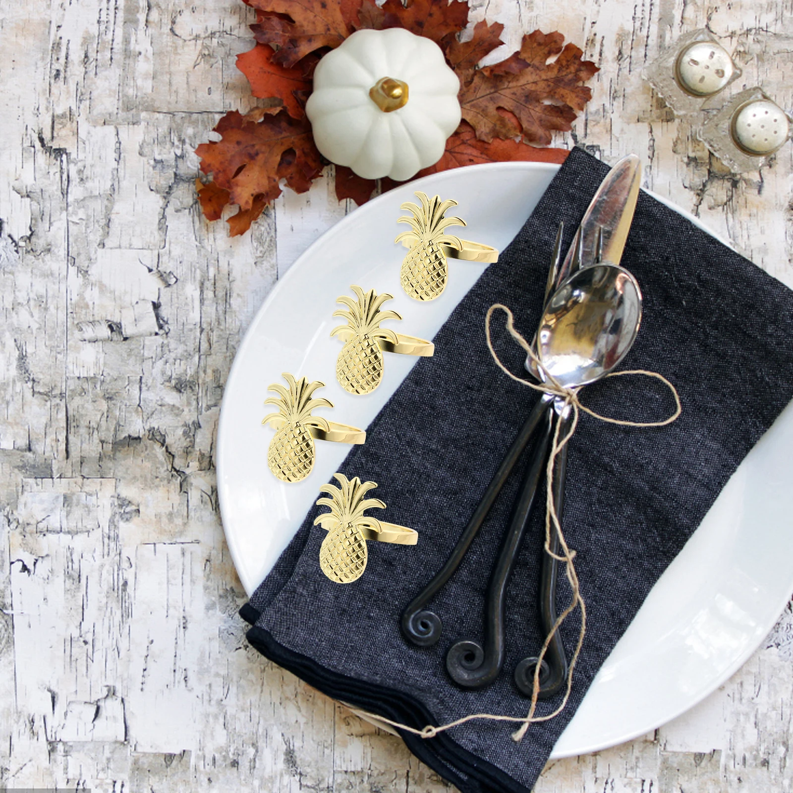 

4Pcs Christmas Napkin Rings Pineapple Design Alloy Napkin Buckles Party Dinner Table Supplies Holiday Decoration