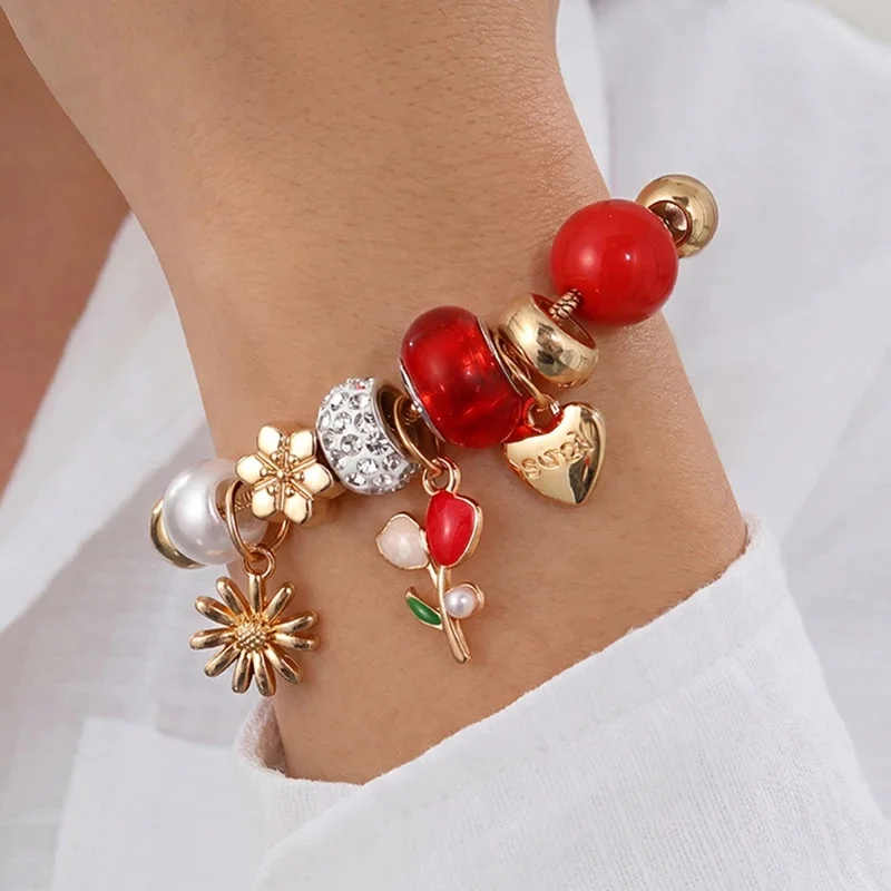 3/4pcs/set DIY Sweet Charm Bracelet Kit – Handmade Shell, Flower & Strawberry Beads for Everyday.