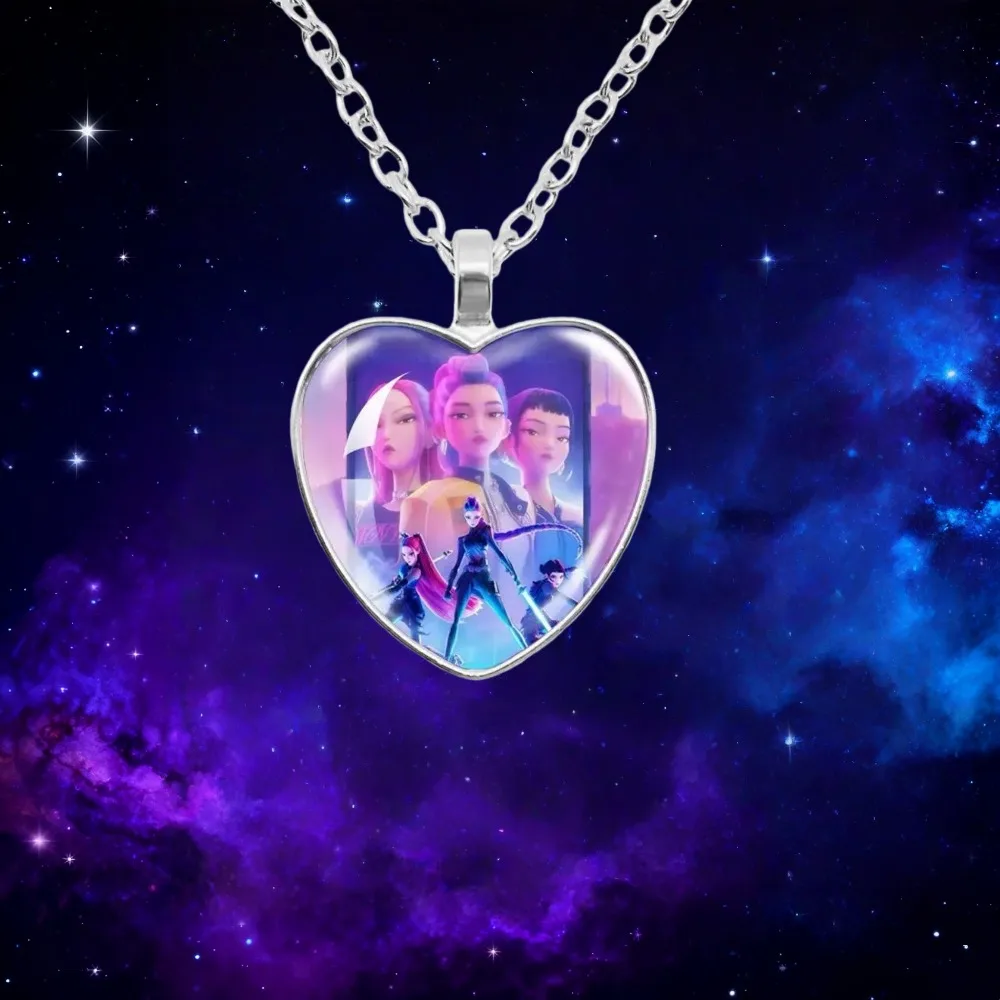 สร้อยคอจี้รูปหัวใจอนิเมะเคป๊อป Demon Hunters สำหรับสาวๆ แฟชั่นโซ่โลหะ จี้ห้อยคอผู้หญิง ของขวัญเครื่องประดับ