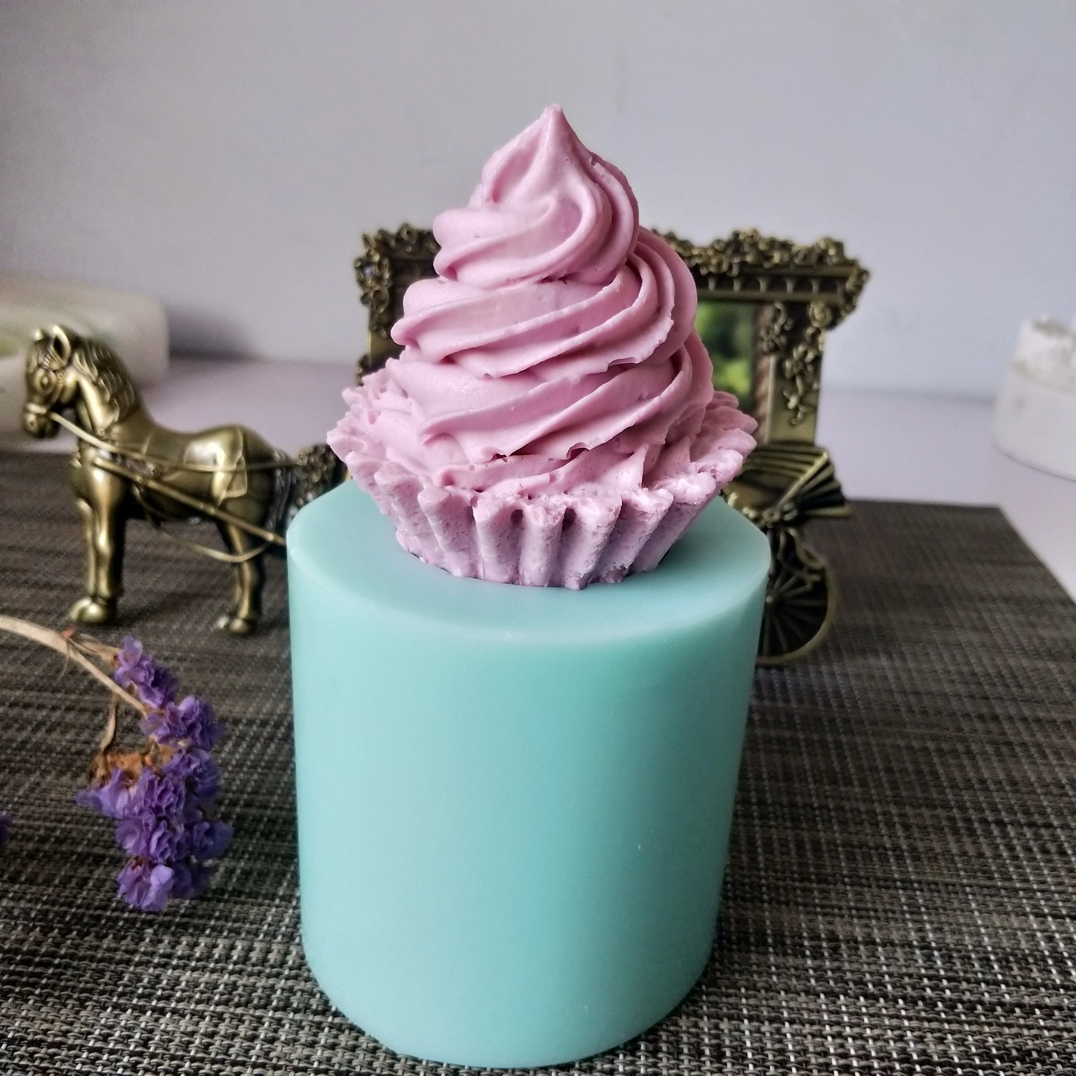 

PRZY Food grade 3D Ice Cream Cup Cake Molds Silicone Soap Mold Chocolate Craft Molds DIY Handmade candle aroma stone moulds